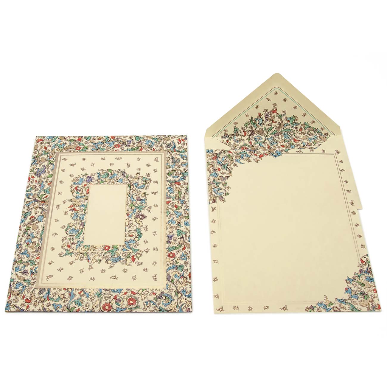 封筒を開いて便箋と並べたMedicea柄のレターセット。落ち着きと華やかさを兼ね備えた一枚。