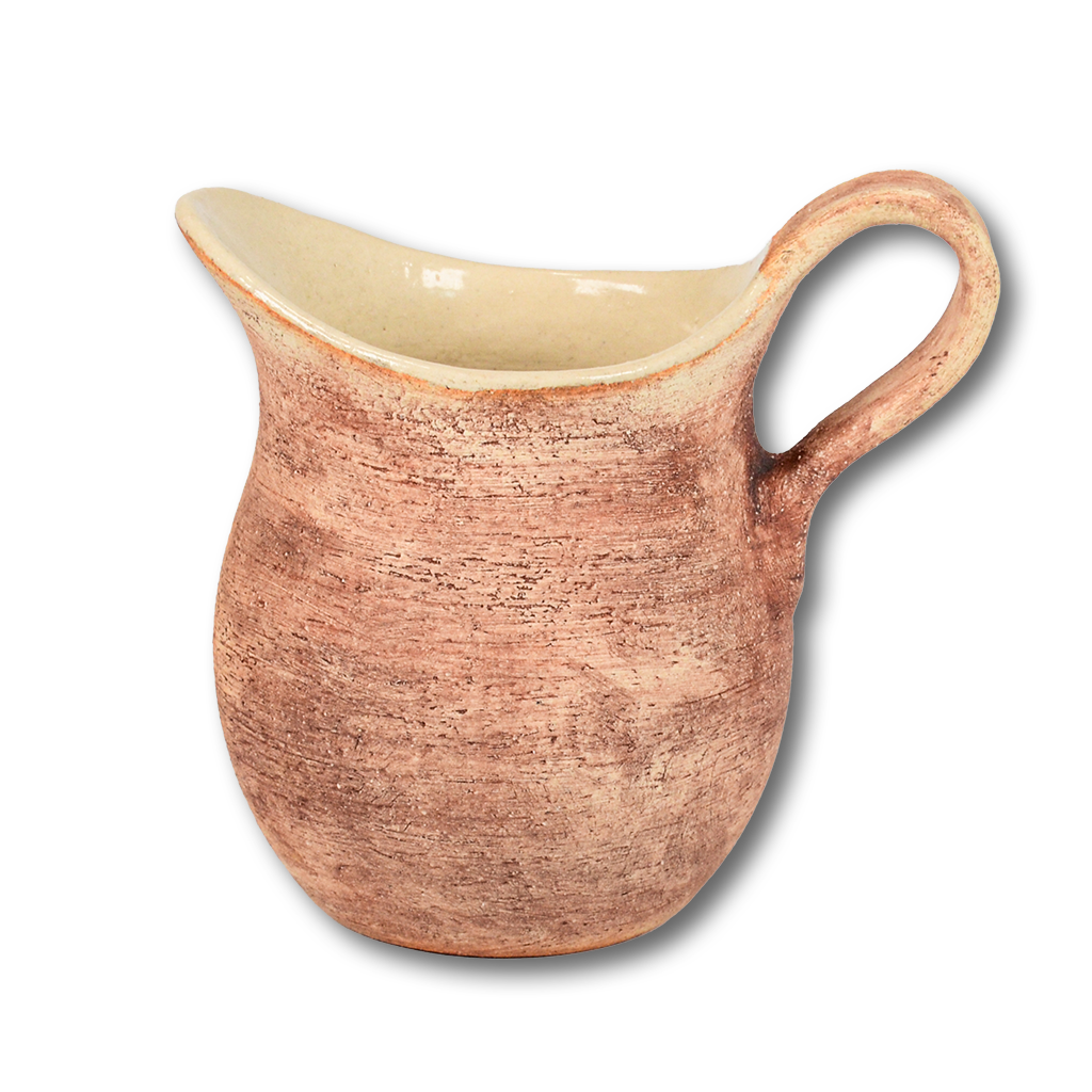 素朴な土の風合いが魅力の陶器の水差し「Earth」ミドルサイズ。持ち手付きの安定感あるフォルム。