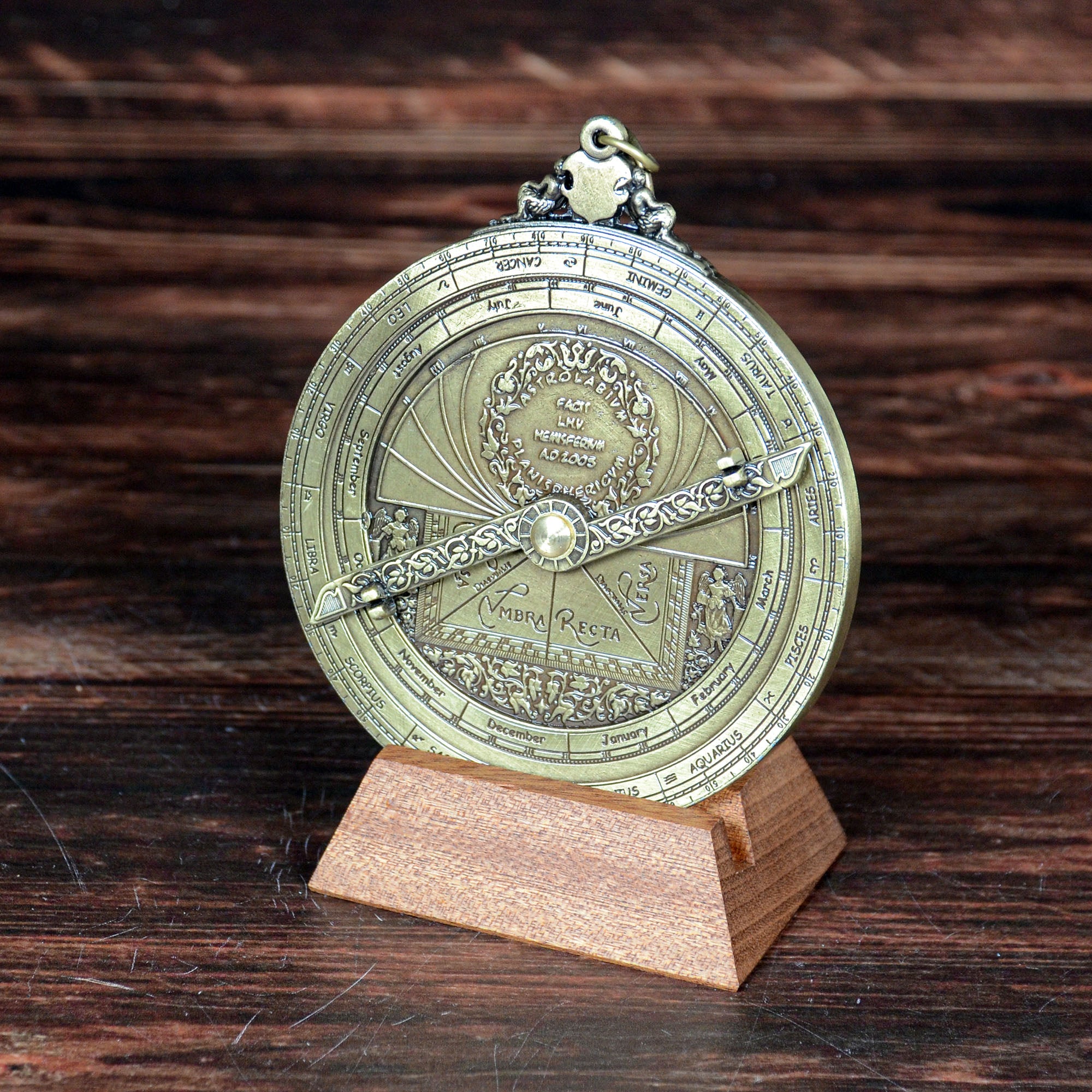 アストロラーベ・天球儀・日時計 | スペイン製天文儀器 | momerath